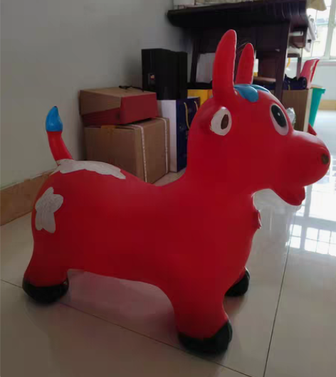 哈哈球可以骑的牛牛，8成新。 感兴趣的话点...