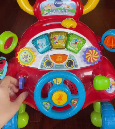 伟易达学步车,没下过楼,几乎全新,不议价不...