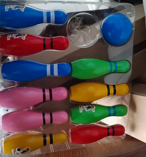 木制保龄球，20元带走，捎个一个红球应该能...