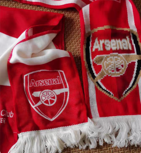 包邮阿森纳应援横巾。是几年前老公的弟弟从英...