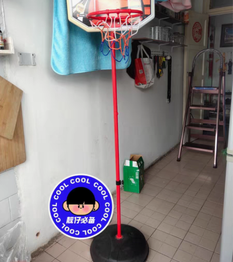 儿童篮球架 没怎用新的一样，篮板45/35...