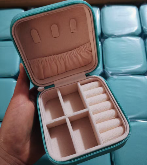 外贸余单方形首饰盒迷你袖珍首饰盒手表项链耳...