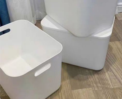 包邮（亏本清）全新收纳箱带盖桌面储物箱家用多功能杂物收纳篮学...