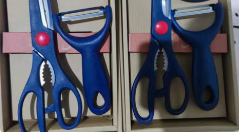 包邮厨房剪刀+削皮刀 自用款，好使 出2套...