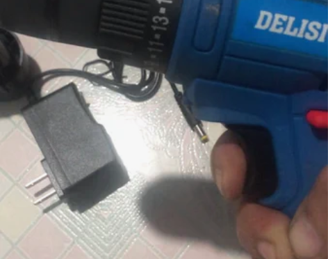 包邮德力斯双速，12v锂电钻，八九成新库存...