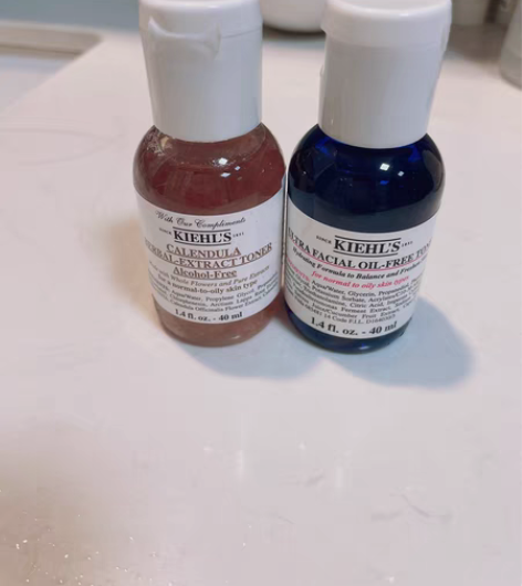 包邮科颜氏专柜正品 金盏花和清爽中样各40...