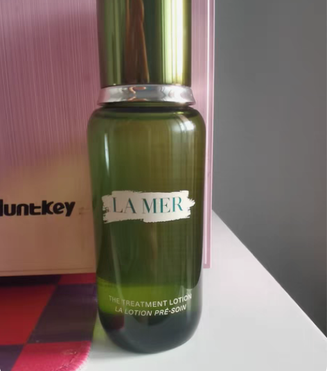 lamer精粹水,官网店990, 810出...