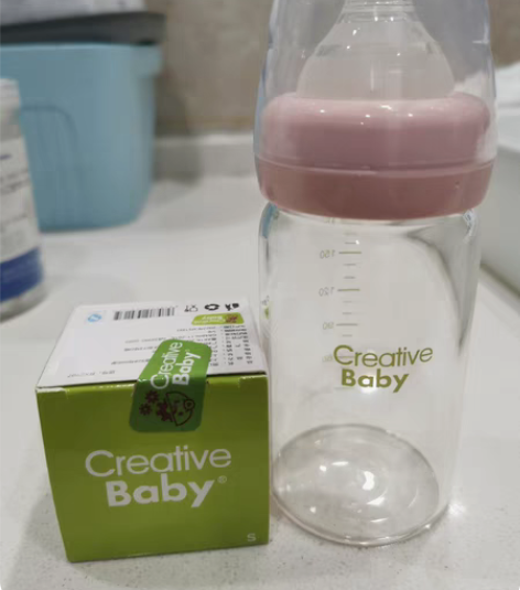 奶瓶全新洗过，奶嘴全新，口腔清洁棒用过一根...