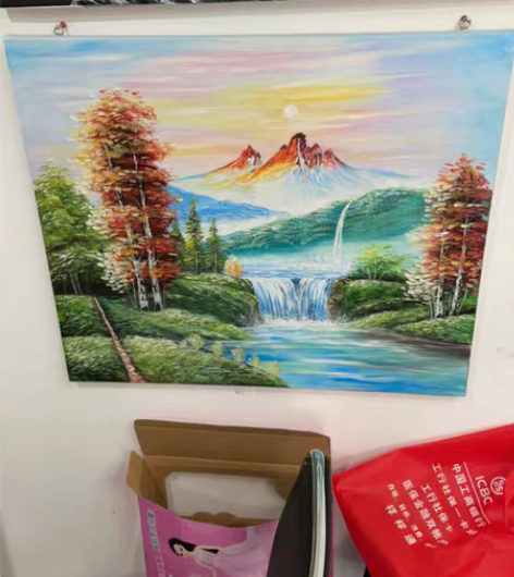 包邮几乎全新，便宜卖了。 感兴趣的话点“我...