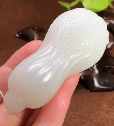 包邮百财摆件捡漏！一级白新疆和田玉作品，1...