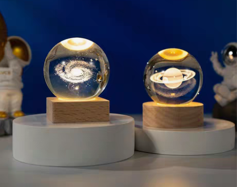 包邮可发光水晶球小夜灯摆件创意生日礼物女生...