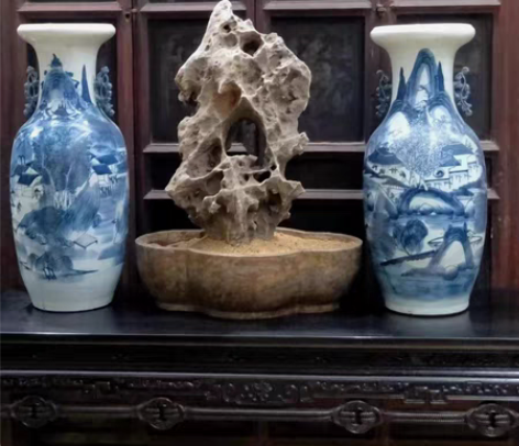 包邮聚月峰 太湖石供，高56厘米，孔洞天然...