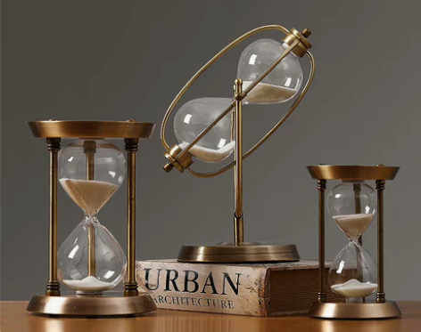 转卖北欧创意家居复古金属摆件 爱情时间沙漏...