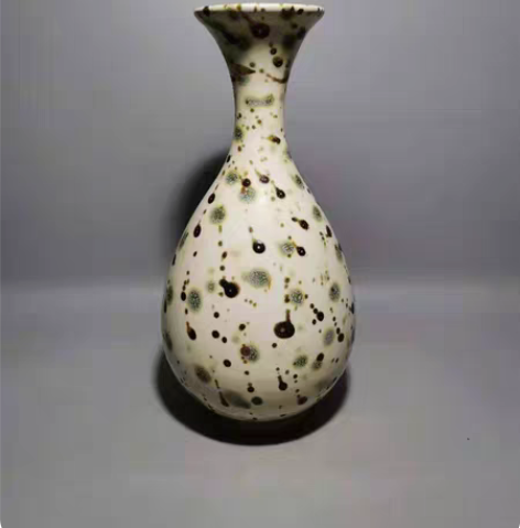 包邮磁州窑点彩瓶，非常漂亮，品相如图，有喜...