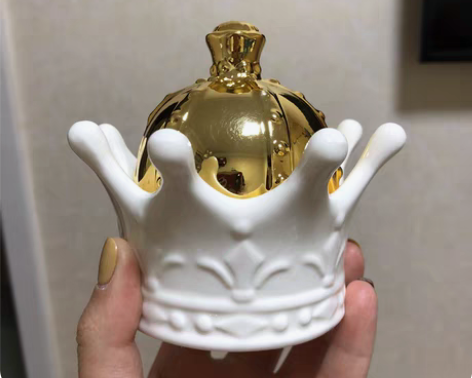 包邮陶瓷皇冠首饰收纳盒带盖梳妆台戒指收纳盘...