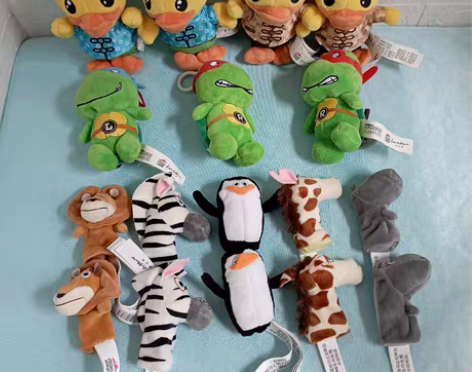 包邮必胜客限量版马达加斯加系列指偶5件套，...