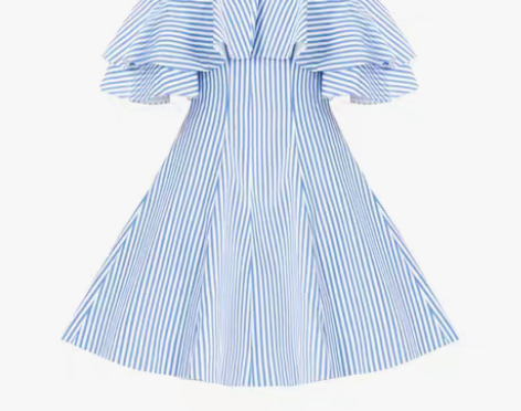 转卖只穿过一次 衣服很新很美质量很好[比心...