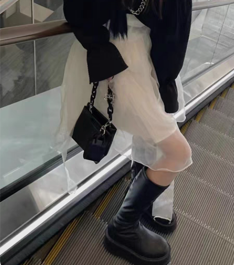 包邮重工纱质蓬蓬裙仙女裙+黑色卫衣整身L码...