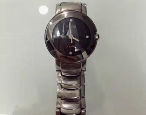 专柜购买雷达超薄四钻女表专柜购买雷达超薄款...