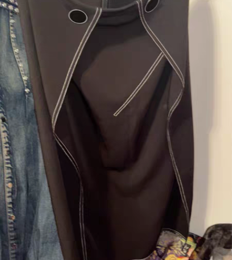 包邮明线装饰 半身裙 中长裙铅笔裙 品牌黑...