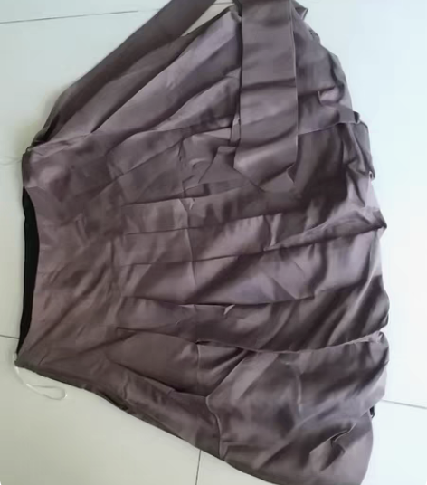 100%桑蚕丝，花苞裙，全新未穿过，双宫丝...