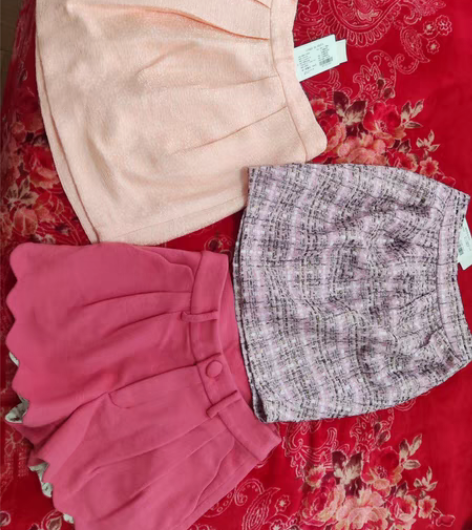 淑女屋毛呢短裤，小香风短裙，花苞裙。19元...