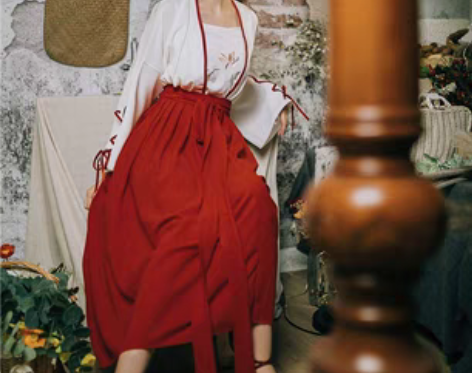 转卖清泓记改良汉服女装绣花对襟襦裙半身长裙...