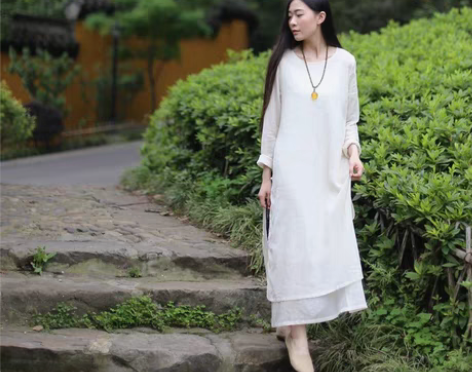 转卖婉如 中国风连衣裙 全新无吊牌 尺码M...