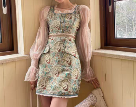 转卖拜年春装2022新款茶歇法式复古小香公...