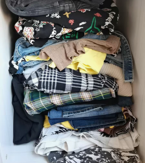 包邮休闲风 四季 服装盲盒, 八成新到全新,绝大多数九成新;... 包邮休闲风 四季 服装盲盒, 八成新到全新,绝大多数九成新;...