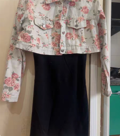 包邮复古港风玫瑰花牛仔衬衫女短款宽松韩版b...