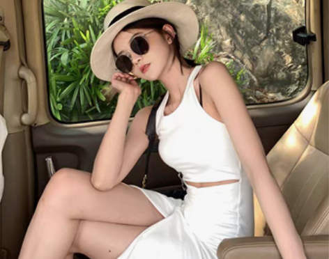 转卖吊带裙白色连衣裙设计感赫本风高级一字肩...