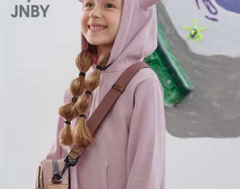 转卖江南布衣童装19秋冬折扣新款女童运动风...