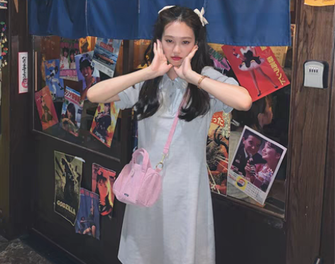转卖小镇姗姗加州辣妹休闲运动风粉色裙子po...