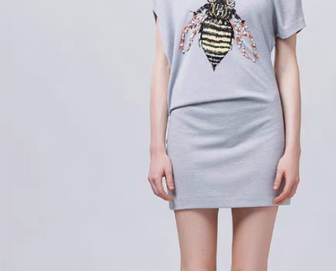 包邮AIVEI欣贺艾薇 性感露肩运动风包臀...