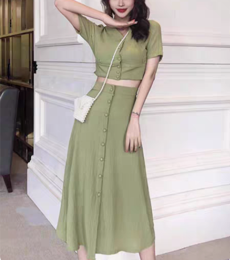 包邮牛油果绿显白港风两件套 咸菜色/牛油果...