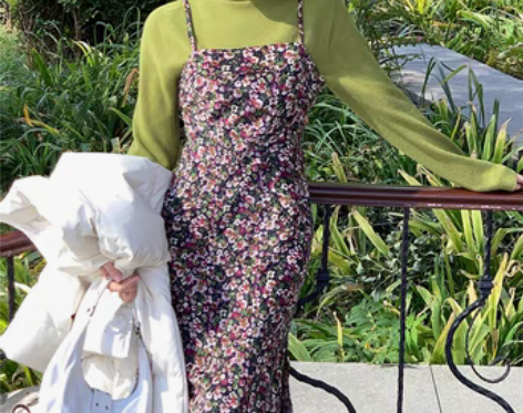 转卖酒午港风复古灯芯绒吊带裙女秋冬内搭中长...