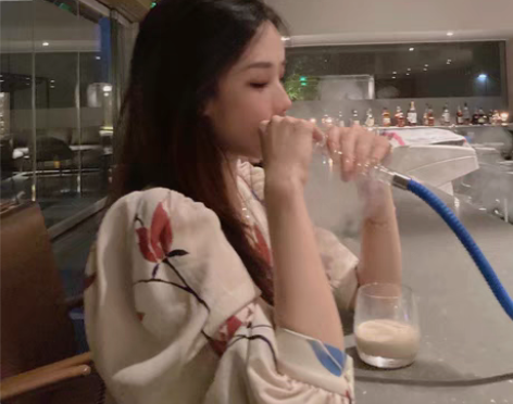 转卖【活动价】港风复古印花裙子2021年新...