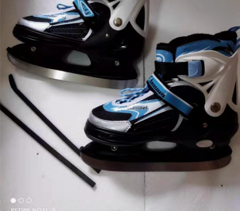 包邮包邮全新40-42码可调节伴威冰球刀鞋...