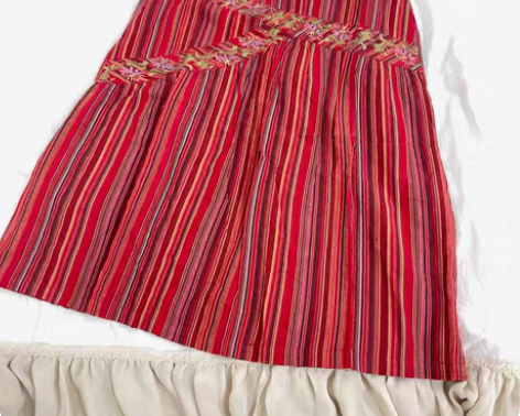 复古中裙，到膝盖下，图片看起来短 感兴趣的...