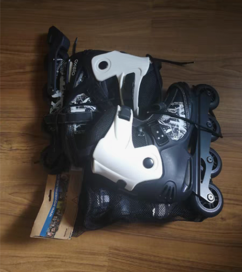 包邮迪卡侬直排自由式轮滑鞋带全套护具（包括...