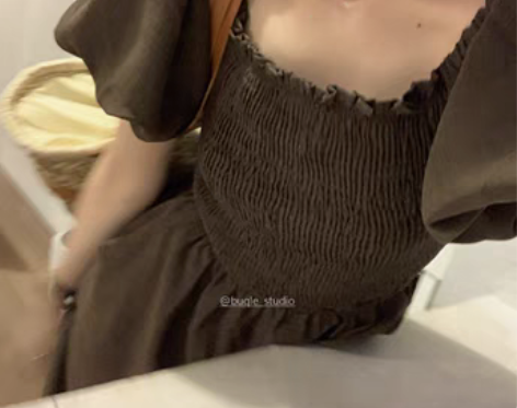 转卖BUQLE 小涵~咖啡小姐姐一字肩泡泡...