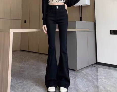 包邮（全新捡漏）黑色微喇叭牛仔裤女新款高腰...