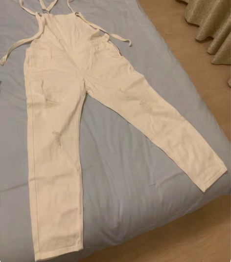 zara实体店购入  白色背带牛仔裤 感兴...