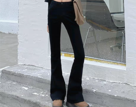 转卖弄格黑色高腰显瘦牛仔裤女2022年秋冬...