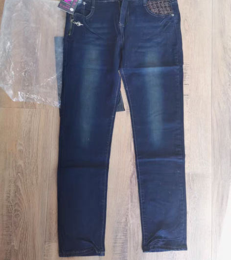 包邮全新牛仔裤女士，一条17元包邮，全新有...