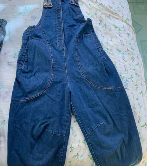 包邮背带牛仔裤，闲置，全新 感兴趣的话给我...