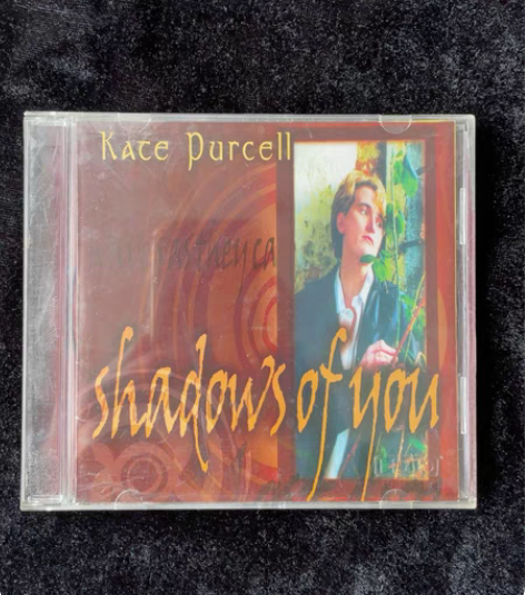 出Kate Purcell - “shad...
