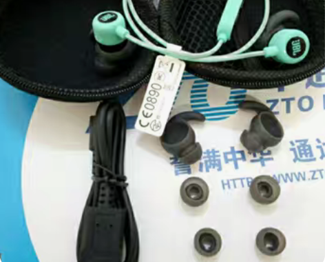 包邮JBL reflect mini BT...