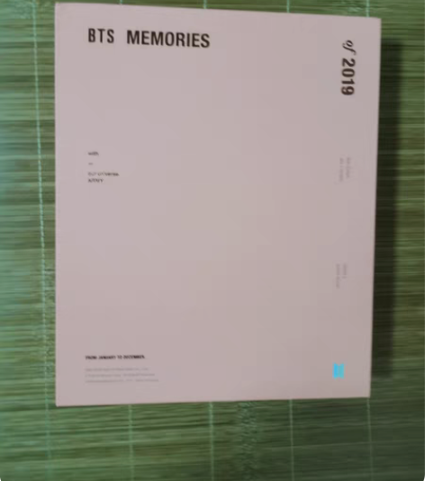 包邮【出】bts 2019回忆录 全新仅拆...